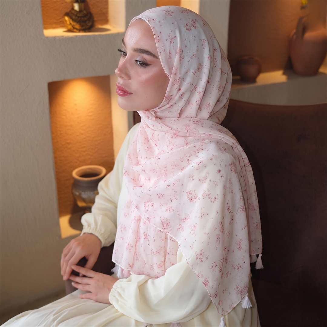 Модный женский хиджаб с бахром – обзор и цена Women Fashion Images